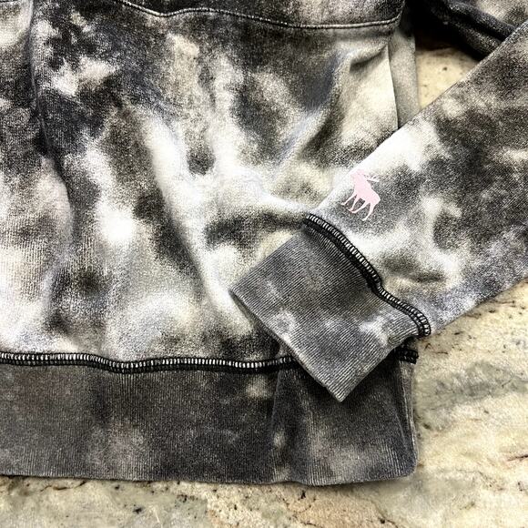 Abercrombie & Fitch Girls Black + White Marble Hooded Pullover 11/12 - Picture 2 of 5